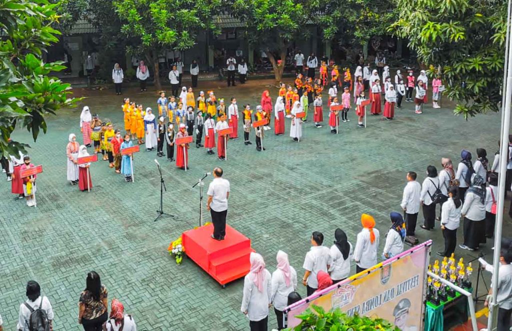 upacara sd di kota semarang